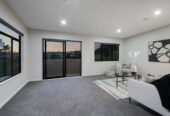 Next to Reserve and Short Cut to Albany Oak, 5 beds 3 baths house on 561m2 section, moments to Albany Mall, golf club, schools, 0.8 km to Albany Junior High School, 15 Aberley Road, Albany, Auckland
