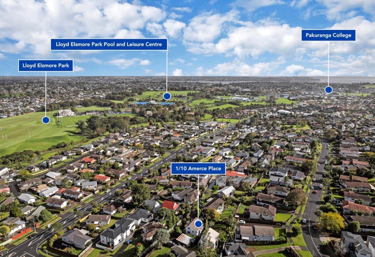 3 beds 1 bath house with carport on half share of 945m² section, close to schools parks, shops, shopping centres, golf club, 1/10 Amerce Place, Highland Park, Auckland