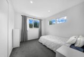 4 beds 3 baths house on 354m2 section, approximately 5 years young, close to schools, shops, supermarkets, train station, 0.8 km to Papatoetoe South School, 46A Hillside Road, Papatoetoe, Auckland