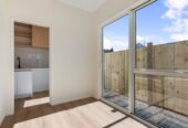 2 kitchens and 1 bed granny, Brandnew 4 beds 3 baths house with double garage on 321m2 section, close to schools, shops, town centre, 51 Stableford Crescent, Opaheke, Auckland