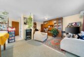 100m2 Brick and tile 2 beds 1 bath house with garage, walking distance to schools, seaside park, town centre, easy motorway access, 0.7 km to Papakura Central School, 2/9 Wood Street, Papakura, Auckland