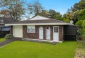 100m2 Brick and tile 2 beds 1 bath house with garage, walking distance to schools, seaside park, town centre, easy motorway access, 0.7 km to Papakura Central School, 2/9 Wood Street, Papakura, Auckland