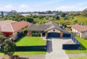 Brick and tile 4 beds 2 baths house with double garage on 578m2 section, Direct backyard access to a reserve and walking track, minutes from shops, supermarkets, Botany Downs shopping centre, 0.7 km to Riverhills School, 109 Burswood Drive, Burswood, Auckland