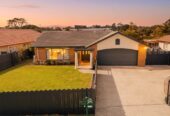 Brick and tile 4 beds 2 baths house with double garage on 578m2 section, Direct backyard access to a reserve and walking track, minutes from shops, supermarkets, Botany Downs shopping centre, 0.7 km to Riverhills School, 109 Burswood Drive, Burswood, Auckland