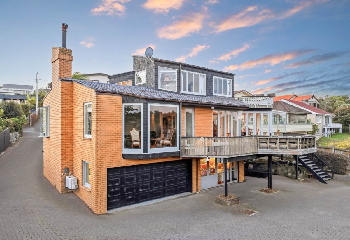 Rangitoto College zone, Sea views, Brick and tile 5 beds 4 baths house with double garage on 820m2 section, a private garden path leads effortlessly to the coastal walkway and Murrays Bay Wharf, moments from the shoreline of Murrays Bay Beach and Mairangi Bay Beach, shops, supermarkets, schools, 0.7 km to Murrays Bay School, 1 Churchill Road, Murrays Bay, Auckland