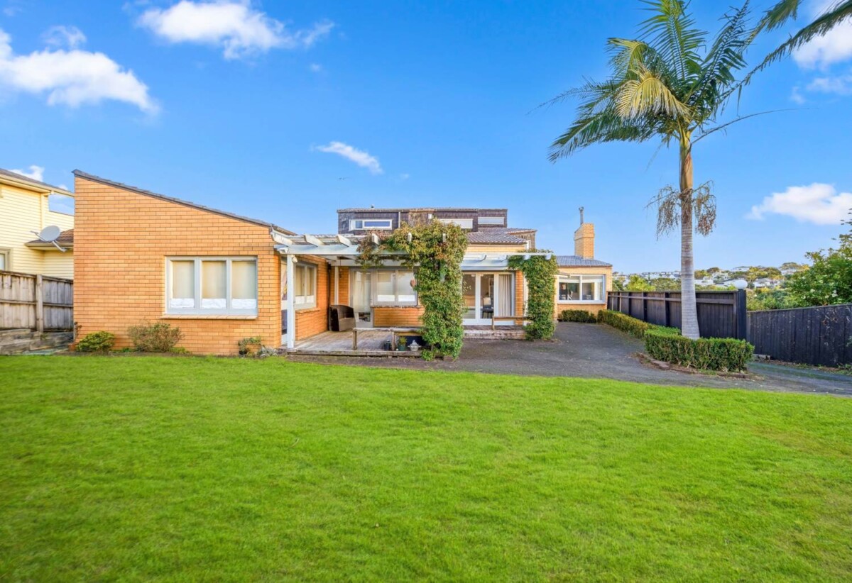 Rangitoto College zone, Sea views, Brick and tile 5 beds 4 baths house with double garage on 820m2 section, a private garden path leads effortlessly to the coastal walkway and Murrays Bay Wharf, moments from the shoreline of Murrays Bay Beach and Mairangi Bay Beach, shops, supermarkets, schools, 0.7 km to Murrays Bay School, 1 Churchill Road, Murrays Bay, Auckland