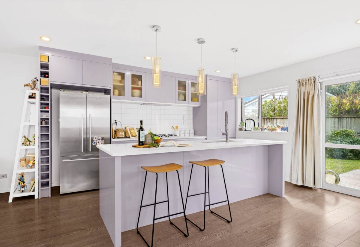 Once over 10 years, Must sell- vendor has purchased elsewhere, 4 beds 2 baths house with double garage on 451m2 section, close to schools shops, parks, motorway access, 0.7 km to Rosebank School, 59A Mead Street, Avondale, Auckland