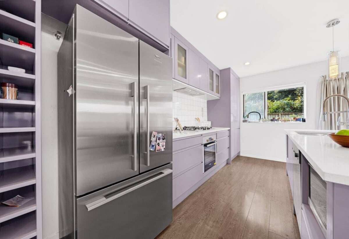Once over 10 years, Must sell- vendor has purchased elsewhere, 4 beds 2 baths house with double garage on 451m2 section, close to schools shops, parks, motorway access, 0.7 km to Rosebank School, 59A Mead Street, Avondale, Auckland