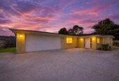 Once over 10 years, Must sell- vendor has purchased elsewhere, 4 beds 2 baths house with double garage on 451m2 section, close to schools shops, parks, motorway access, 0.7 km to Rosebank School, 59A Mead Street, Avondale, Auckland