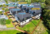 10-year Master Build Guarantee plus a 12-month maintenance warranty, Freehold 4 beds 2.5 baths Duplex home with garage, easy access to train stations, local shops, and motorway links, schools, nearby Opanuku Stream Walkway, 0.6 km to Henderson South School, 11a Tabitha Crescent, Henderson, Auckland