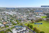 Opposite Howick Domain, Standalone 5 beds 2.5 baths house with double garage, just a short stroll to Countdown, New World, Owairoa School, and the Howick Village, 82C Moore Street, Howick, Auckland