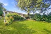 Must sell, Rangitoto College zone, 2 beds 1 bath home with garage, A huge 4.5m x 3.0m lower-floor storage/workshop, Massive 4.1m x 5.6m rear deck and large lawn area, just minutes from Browns Bay Beach, Freyberg Park, and the vibrant shopping & dining precinct. 0.7 km to Browns Bay School, 1/9 Phillipa Place, Browns Bay, Auckland