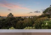 Next to Reserve and Short Cut to Albany Oak, 5 beds 3 baths house on 561m2 section, moments to Albany Mall, golf club, schools, 0.8 km to Albany Junior High School, 15 Aberley Road, Albany, Auckland