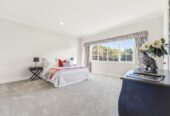 440m2 Renovated 5 beds 2 baths house with double garage and swimming pool on 1.0338ha land, close to schools, shops, motorway access, 0.5 km to Hingaia Peninsula School, 1.5 km to Rosehill Intermediate and Rosehill College, 119 Hingaia Road, Karaka, Auckland