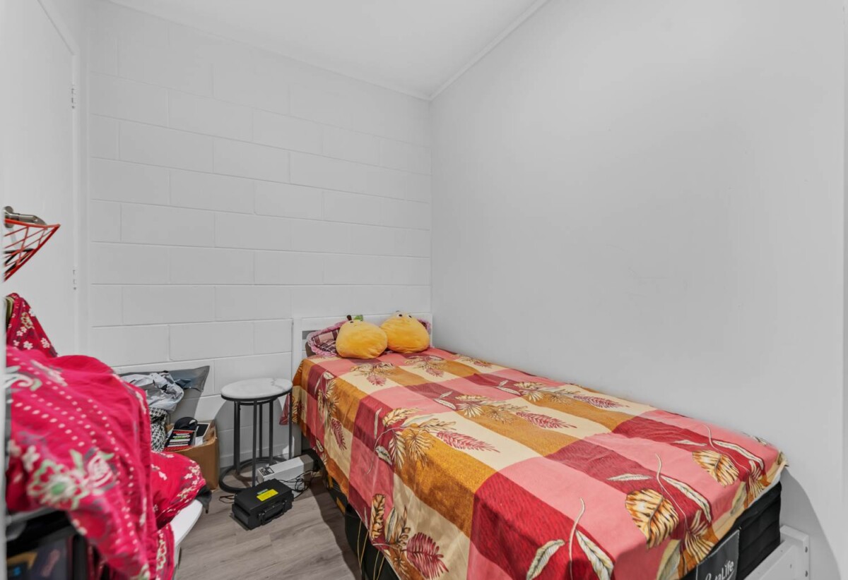 1 bed 1 bath home with car park, just a short stroll to Hunters Plaza, close to schools, shops, motorway access, 0.7 km to Papatoetoe Central School, 29/124 Kolmar Road, Papatoetoe, Auckland