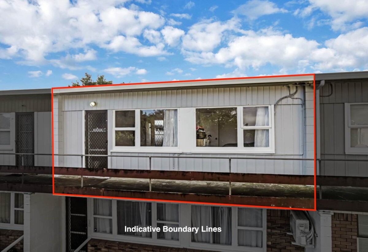 1 bed 1 bath home with car park, just a short stroll to Hunters Plaza, close to schools, shops, motorway access, 0.7 km to Papatoetoe Central School, 29/124 Kolmar Road, Papatoetoe, Auckland