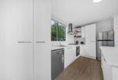 4 beds 2 baths house with standalone double garage on 557m2 section, close to schools, shops, supermarkets, train station, 0.7 km to Papatoetoe West School, 46 Hillside Road, Papatoetoe, Auckland