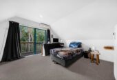 4 beds 2 baths house with standalone double garage on 557m2 section, close to schools, shops, supermarkets, train station, 0.7 km to Papatoetoe West School, 46 Hillside Road, Papatoetoe, Auckland