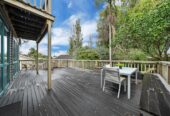 4 beds 2 baths house with standalone double garage on 557m2 section, close to schools, shops, supermarkets, train station, 0.7 km to Papatoetoe West School, 46 Hillside Road, Papatoetoe, Auckland