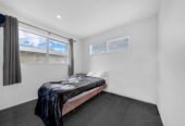 4 beds 3 baths house on 385m2 section, approximately 5 years young, close to schools, shops, supermarkets, train station, 0.8 km to Papatoetoe South School, 46B Hillside Road, Papatoetoe, Auckland