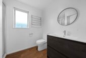 4 beds 3 baths house on 385m2 section, approximately 5 years young, close to schools, shops, supermarkets, train station, 0.8 km to Papatoetoe South School, 46B Hillside Road, Papatoetoe, Auckland