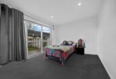 4 beds 3 baths house on 385m2 section, approximately 5 years young, close to schools, shops, supermarkets, train station, 0.8 km to Papatoetoe South School, 46B Hillside Road, Papatoetoe, Auckland