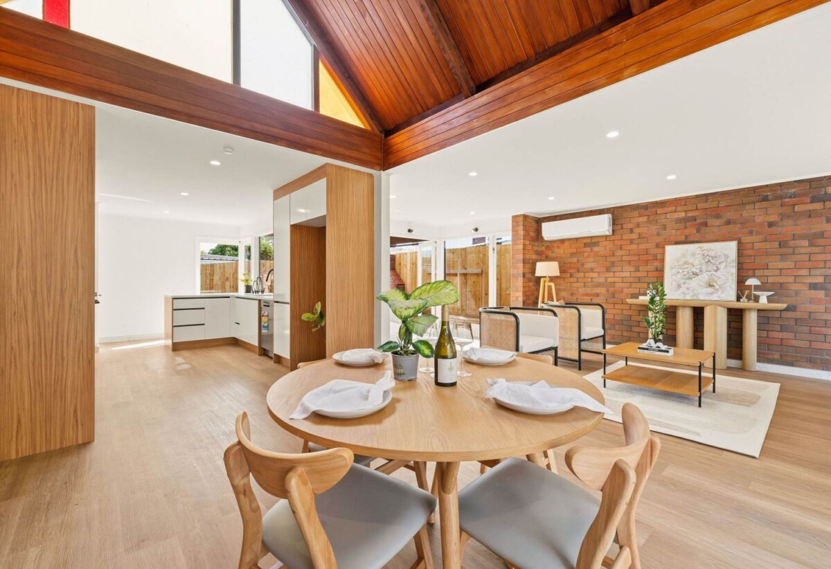 Architectural Designed + Fully renovated Brick 3 beds 2.5 baths house with double garage on 577m2 section, minutes to schools, reserve, local shops and supermarket, motorway access, 0.3 km to West Harbour School, 41 Fitzherbert Avenue, West Harbour, Auckland