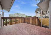 Standalone 4 beds 2 baths house, Upstairs 2 beds 1 bath, kitchen and living, downstairs 2 beds 1 bath and a separate foyer/entry area, close to schools, beaches, Highland Park shopping centre, 0.8 km to Pigeon Mountain School, 1/32 Prince Regent Drive, Half Moon Bay, Auckland