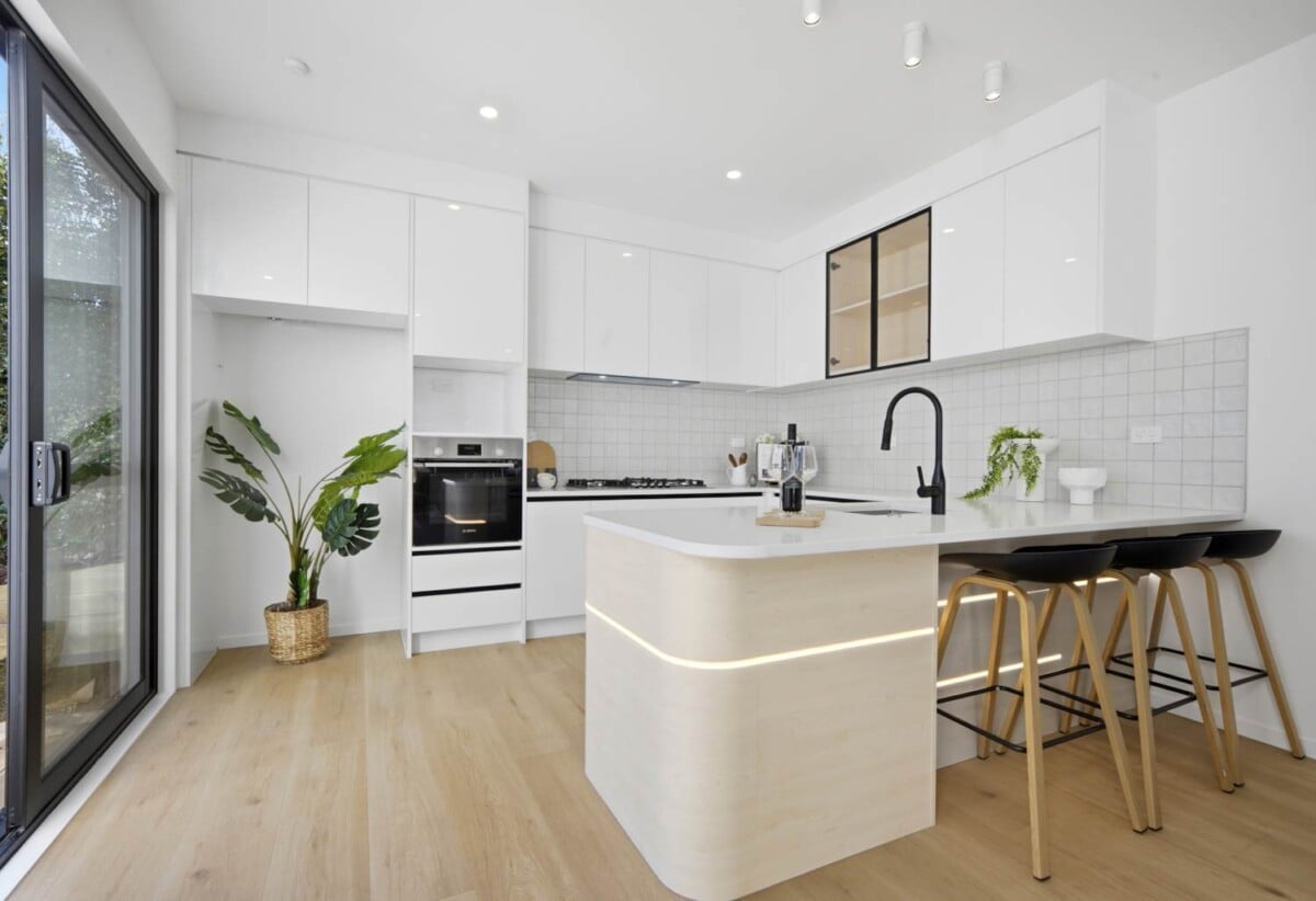 150m2 Brandnew standalone 4 beds 2.5 baths home with garage, Minutes away from Glenfield Mall and recreation centre, Kaipatiki Park & outdoor recreation areas, 1.1 km to Glenfield Intermediate School, Lot 4/16 Waverley Avenue, Glenfield, Auckland