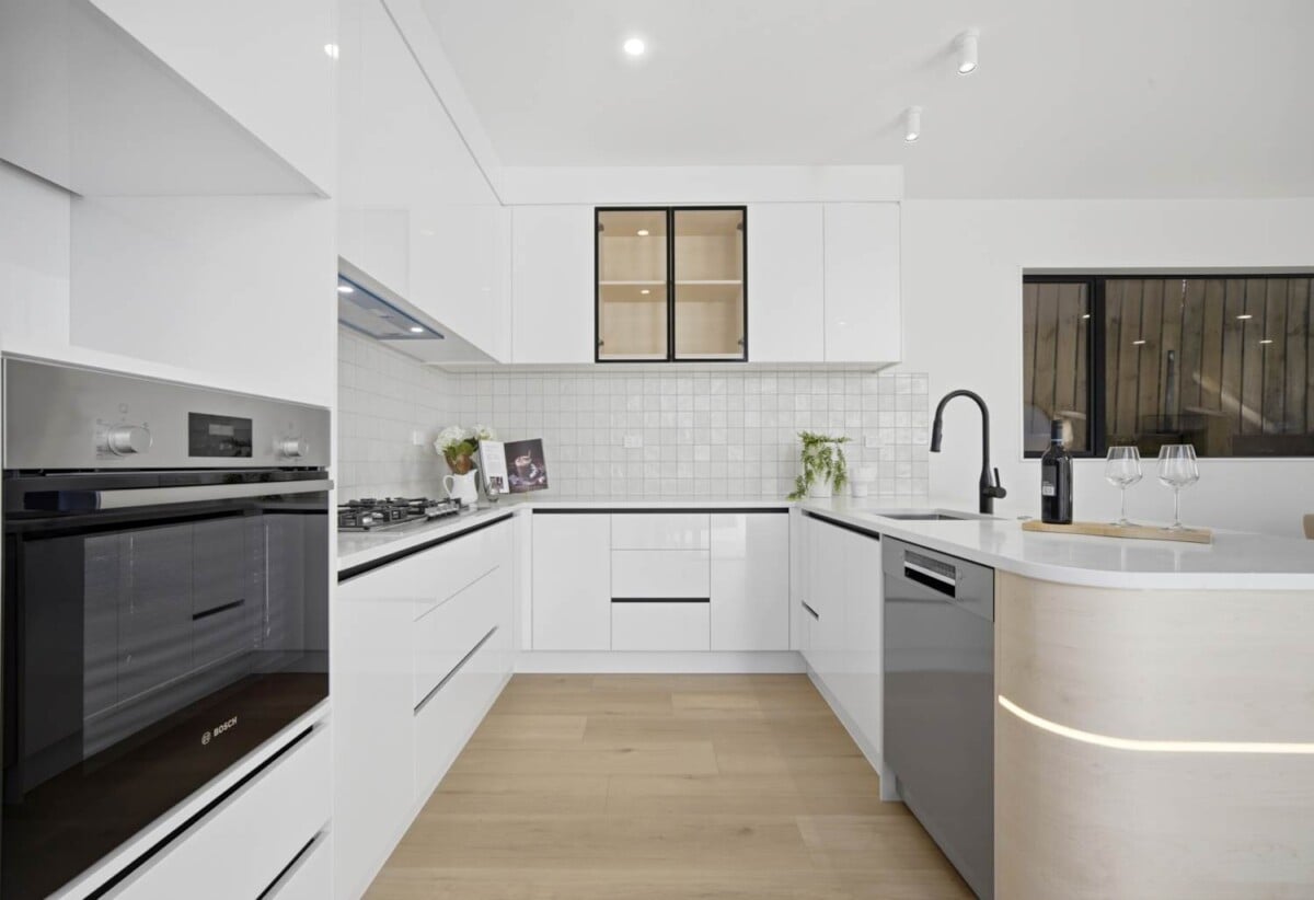 150m2 Brandnew standalone 4 beds 2.5 baths home with garage, Minutes away from Glenfield Mall and recreation centre, Kaipatiki Park & outdoor recreation areas, 1.1 km to Glenfield Intermediate School, Lot 4/16 Waverley Avenue, Glenfield, Auckland