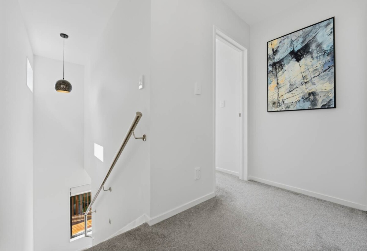 Fully fenced standalone 3 beds 2.5 baths house with 2 car parks, Remote-controlled blinds, Walking distance to local schools, kindergartens, parks, and Clendon Shopping Centre, 0.9 km to James Cook High School, 18A Minton Place, Manurewa, Auckland