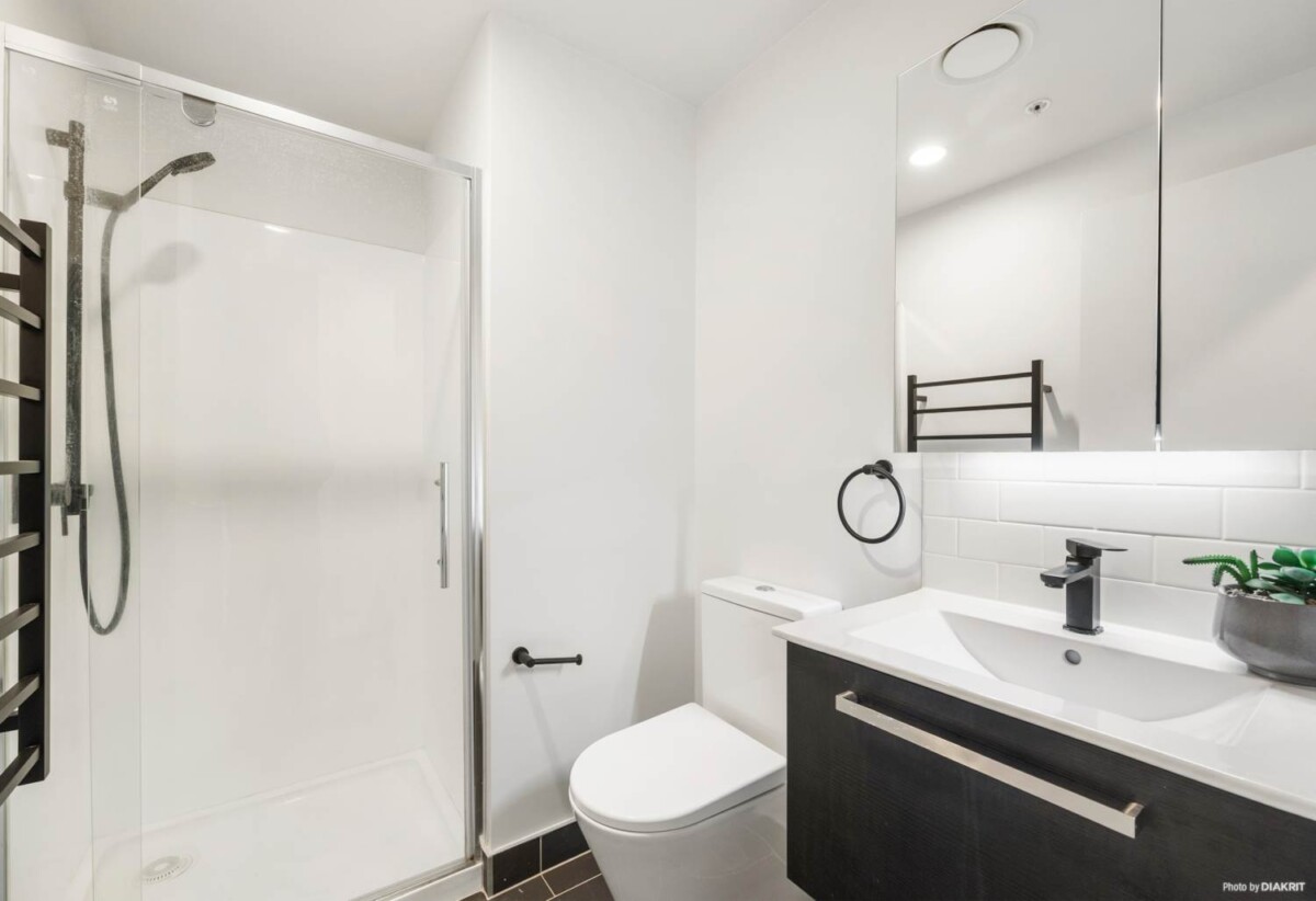 Auckland Girls’ Grammar School zone, Freehold 1 bed 1 bath apartment, 35sqm plus a spacious balcony, Fully furniture package is included, move-in ready, 306/106 Vincent Street, City Centre, Auckland