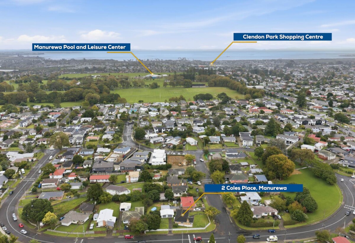 Once in 38 years, Brick and tile 3 beds 1 bath house with standalone double garage on 746m2 section, near shopping centre, schools, 0.7 km to James Cook High School, 2 Coles Place, Manurewa, Auckland