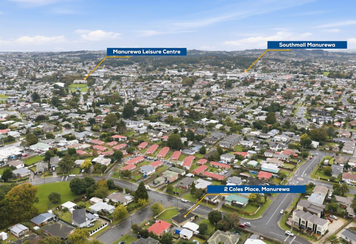Once in 38 years, Brick and tile 3 beds 1 bath house with standalone double garage on 746m2 section, near shopping centre, schools, 0.7 km to James Cook High School, 2 Coles Place, Manurewa, Auckland