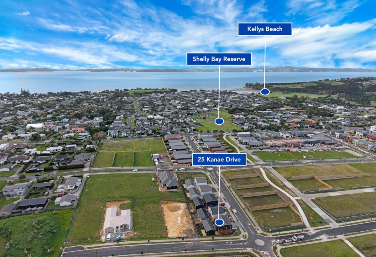 2 kitchens, Brandnew 5 beds 4.5 baths house with double garage and 2-beds granny on 414m2 section, close to the beach, shops, supermarket, schools, 25 Kanae Drive, Beachlands, Auckland