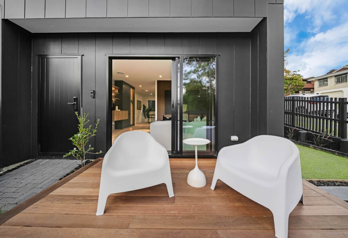 Rangitoto College zone, 10-Year Build Guarantee, Brandnew 5 beds 2.5 baths house with garage, zoned for Pinehill School, Northcross Intermediate, Murrays Bay Intermediate, and Rangitoto College, just minutes from local beaches, cafés, shops, schools, 3A Kallista Place, Browns Bay, Auckland