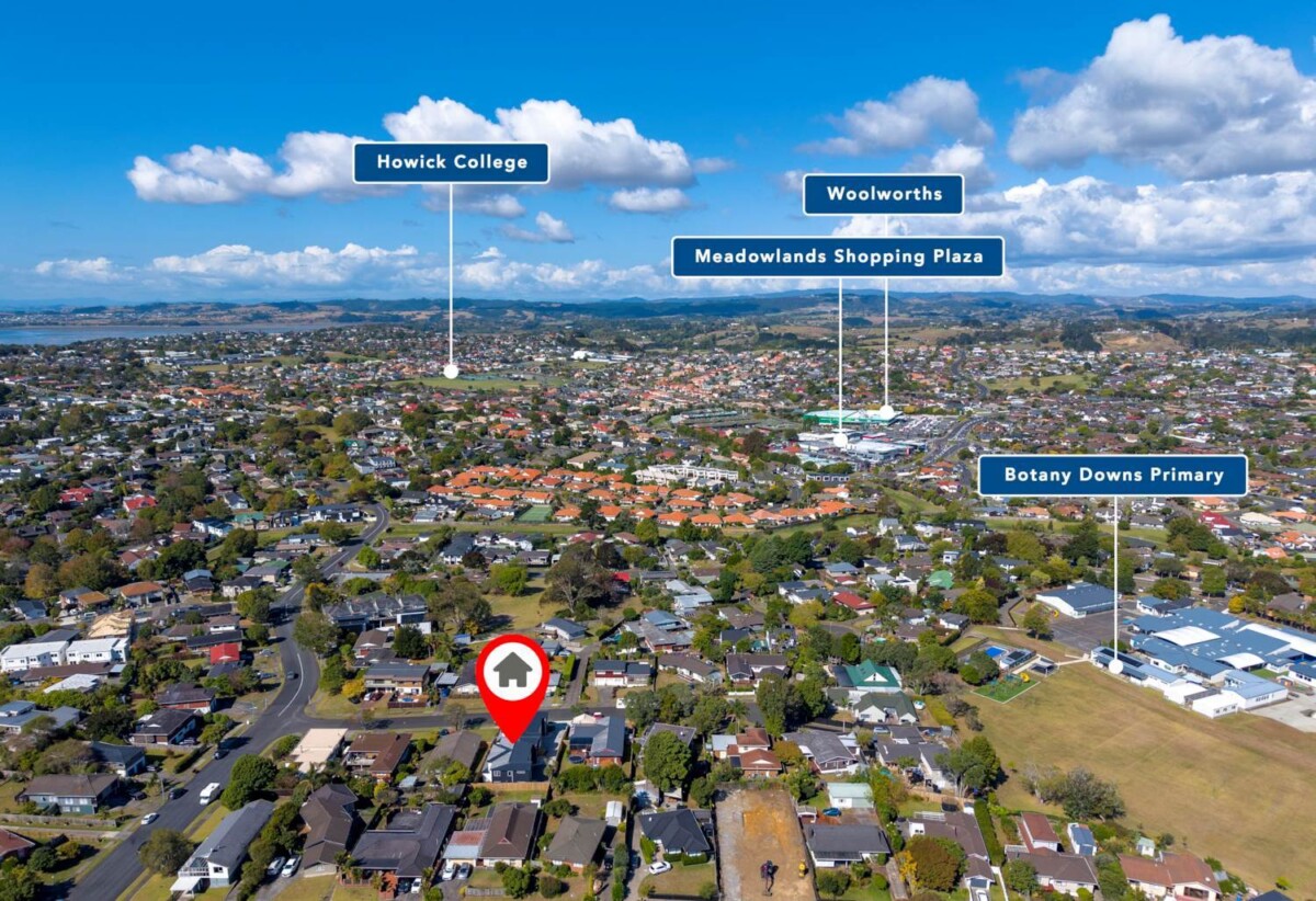 Brandnew 4 beds 3.5 baths home with garage, 1 ensuite ground floor, close to shopping centres, schools, golf club, 0.3 km to Botany Downs School, 7B,7C & 7D Maroubra Place, Botany Downs, Auckland