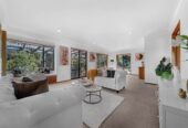 Botany Downs Secondary College zone, Once in 10 years, 370m2 5 beds 2 baths house with double garage on 2.2765ha land, 3.5 km to Somerville Intermediate School, 60 Potts Road, Whitford, Auckland