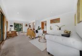 Botany Downs Secondary College zone, Once in 10 years, 370m2 5 beds 2 baths house with double garage on 2.2765ha land, 3.5 km to Somerville Intermediate School, 60 Potts Road, Whitford, Auckland
