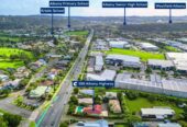 4 beds 3 baths house with double garage and swimming pool on 581m2 section, moments from schools, Albany Mall, motorway access, 0.2 km to Albany Junior High School, 319 Albany Highway, Albany, Auckland