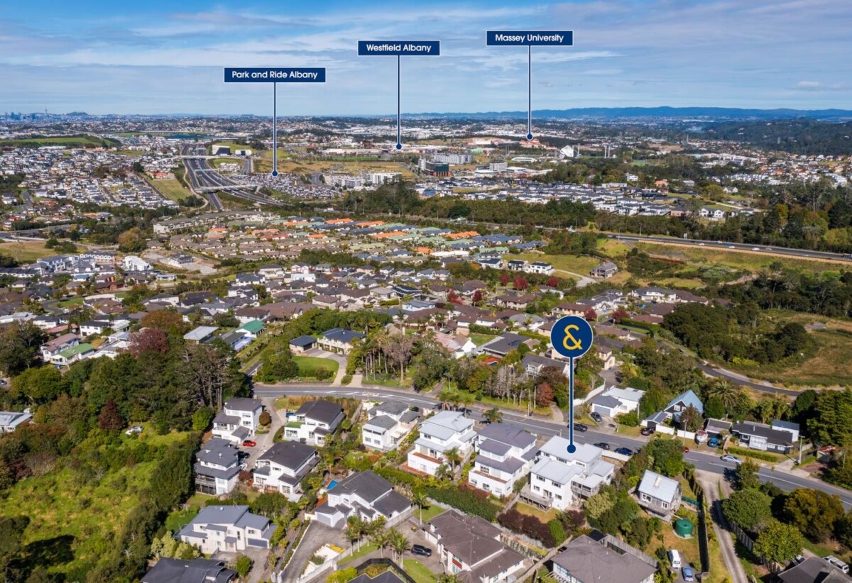 1Sea views, 5 beds 3.5 baths house with double garage on 600m2 section, over 50 m² of deck space, close to schools, Albany Mall, motorway access, 0.9 km to Oteha Valley School, 18 Fairview Avenue, Albany, Auckland