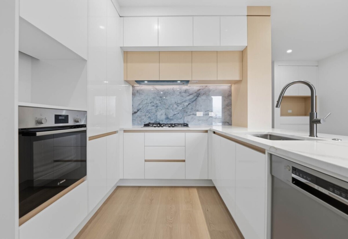 Brandnew standalone 4 beds 3.5 baths house with garage and deck on 247m2 section, Park already nearby – plus a new commercial area under construction, easy motorway access, 17 Karaka Village Parade, Karaka, Auckland