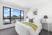 2 beds + study home with car park, close to schools, shopping centre, seaside reserve, 0.4 km to James Cook High School, 1 km to Manurewa Intermediate, 40E Friedlanders Road, Manurewa, Auckland