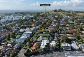 Must sell, Double Grammar school zone, Built-in lift, 4 beds (2 ensuites) 3 baths home with double garage, 1 ensuite ground floor, Zoned for Royal Oak Primary School, Auckland Normal Intermediate, Epsom Girls Grammar School and Auckland Grammar School, 510B Manukau Road, Epsom, Auckland