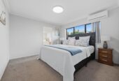 160m2 Brick and tile 3 beds 2 baths house with double garage on 470m2 section, close to schools, shopping centres, motorway access, 0.5 km to Chapel Downs School, 18 Sambrooke Crescent, Flat Bush, Auckland