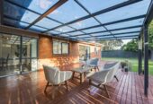 160m2 Brick and tile 3 beds 2 baths house with double garage on 470m2 section, close to schools, shopping centres, motorway access, 0.5 km to Chapel Downs School, 18 Sambrooke Crescent, Flat Bush, Auckland