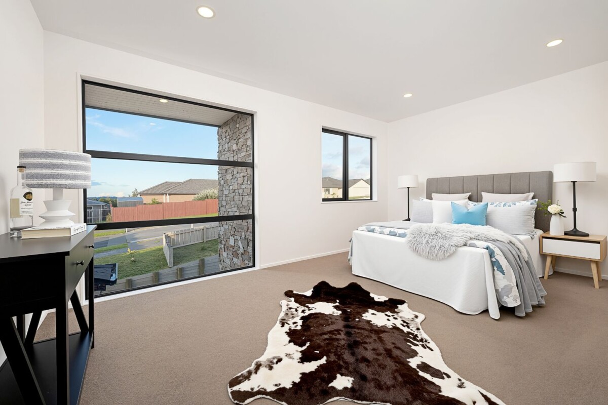 361m2 6 beds 4.5 baths house with double garage and 2-beds granny on 434m2 section, positioned on the border of Massey and Westgate, you’re just minutes from local schools, shopping and dining at Westgate and NorthWest, easy motorway access, 32 McWhirters Farm Lane, Massey, Auckland