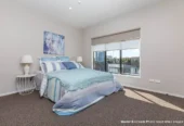 Double Grammar school zone, 2 beds + big office 2.5 baths 2 car parks mixed-use townhouse, 1 Title, 2 Addresses, Separate-Access 40m2 office with toilet downstairs, Just a short walk to universities, hospitals, and the Auckland CBD, 0.9km to Auckland Girls’ Grammar School, 1km to Auckland Grammar, 5/1 Glenside Crescent, Grafton, Auckland