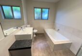 For rent, 4 beds 2 baths house with double garage, Available Now, 10 Chard Place, Mission Heights, Auckland