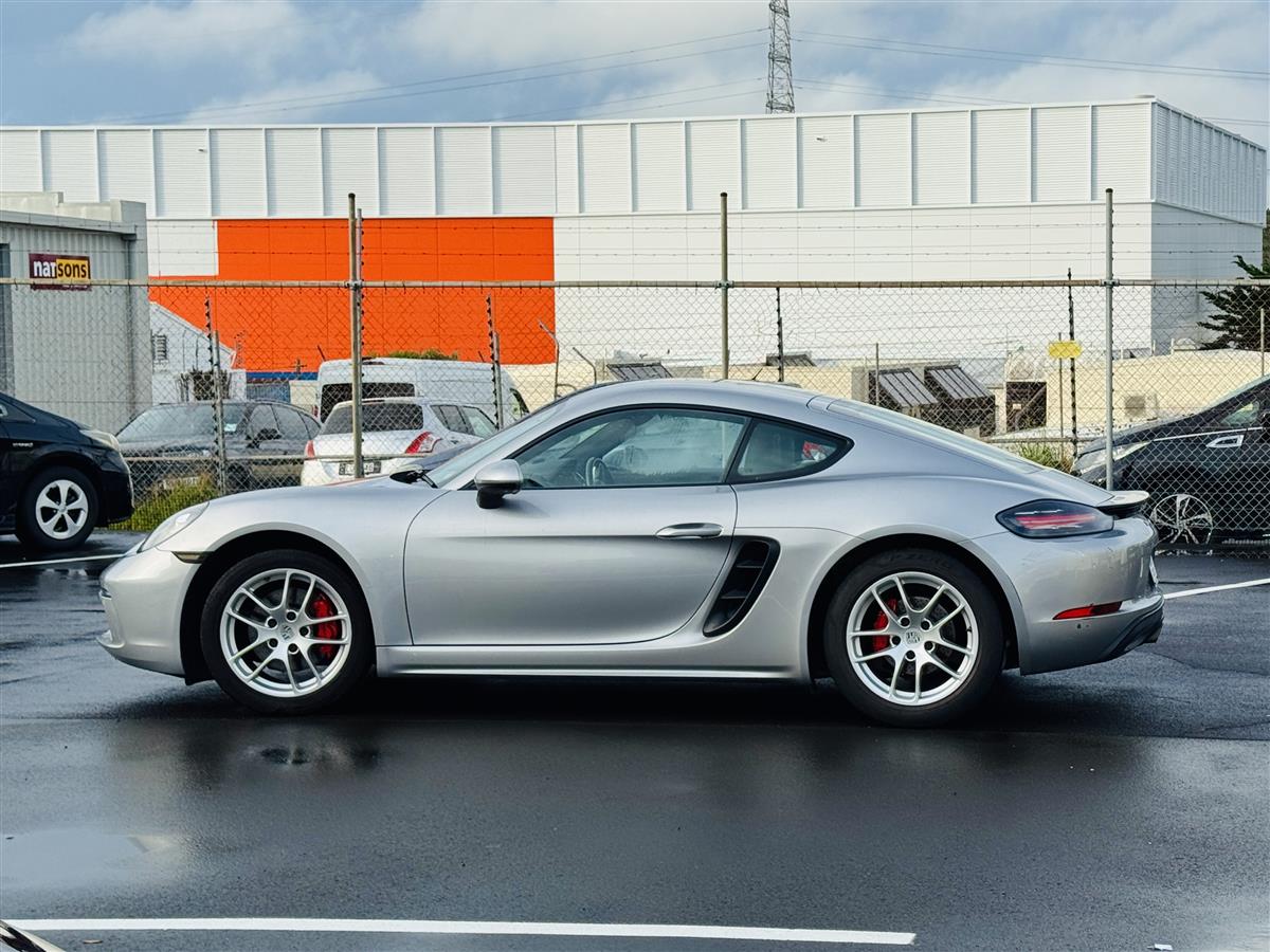 2017 Porsche 718 Cayman Turbo Facelift Coupe Automatic, Silver, 2 seats, Petrol, 2,000 cc, 57,000 km